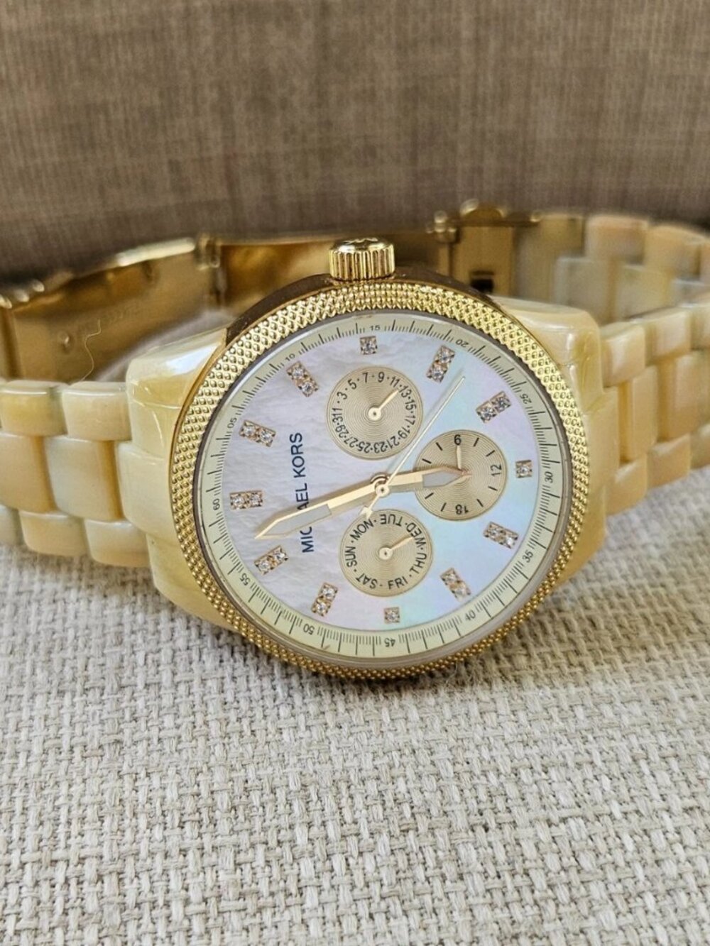 Michael Kors Women Wristwatch Multi Function Mother of Pearl Face Quartz Watch - Picture 5 of 10